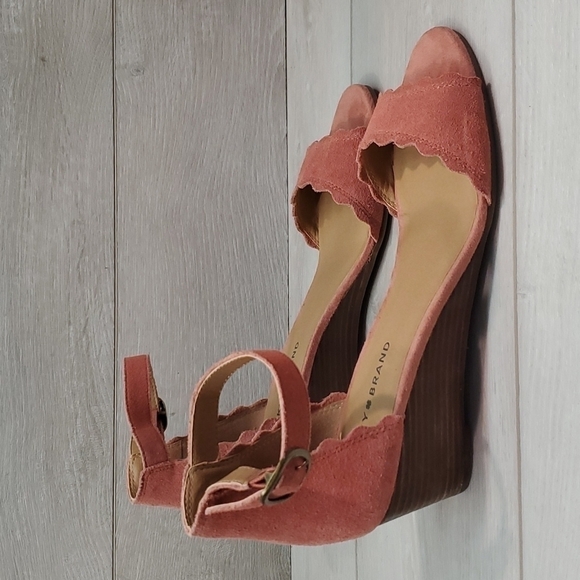 Lucky Brand Womens Jebelle Ankle Suede Strap Wedge Sandals shoes sz 9.5M - Picture 3 of 13